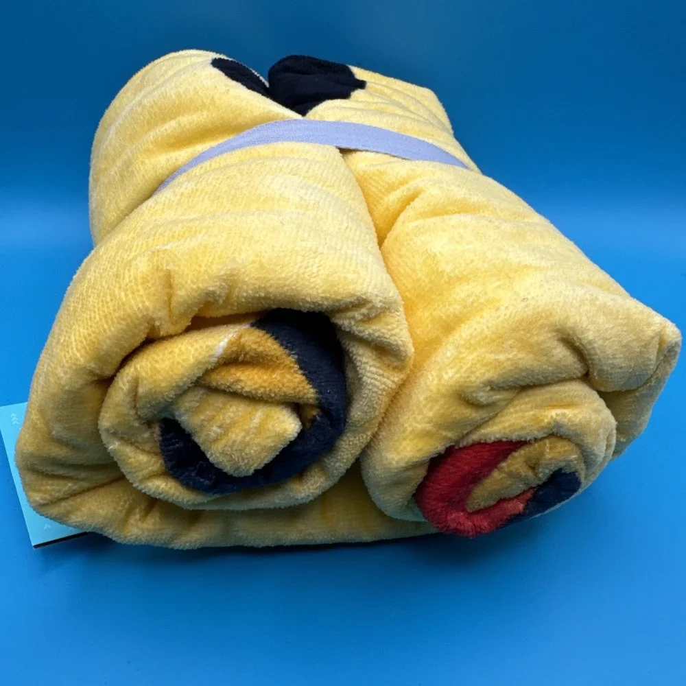 Crate &‎ Barrel Kids Beach Towel New Round Happy Face Sun Print Yellow Bathroom